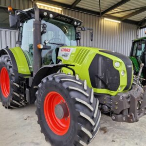 Claas Arion 640 CEBIS Traktor