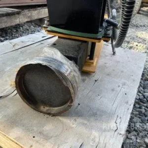 Hydraulische Pfahlramme für Kompaktlader – TOFT680