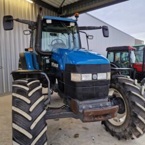 New Holland TM115 Traktor