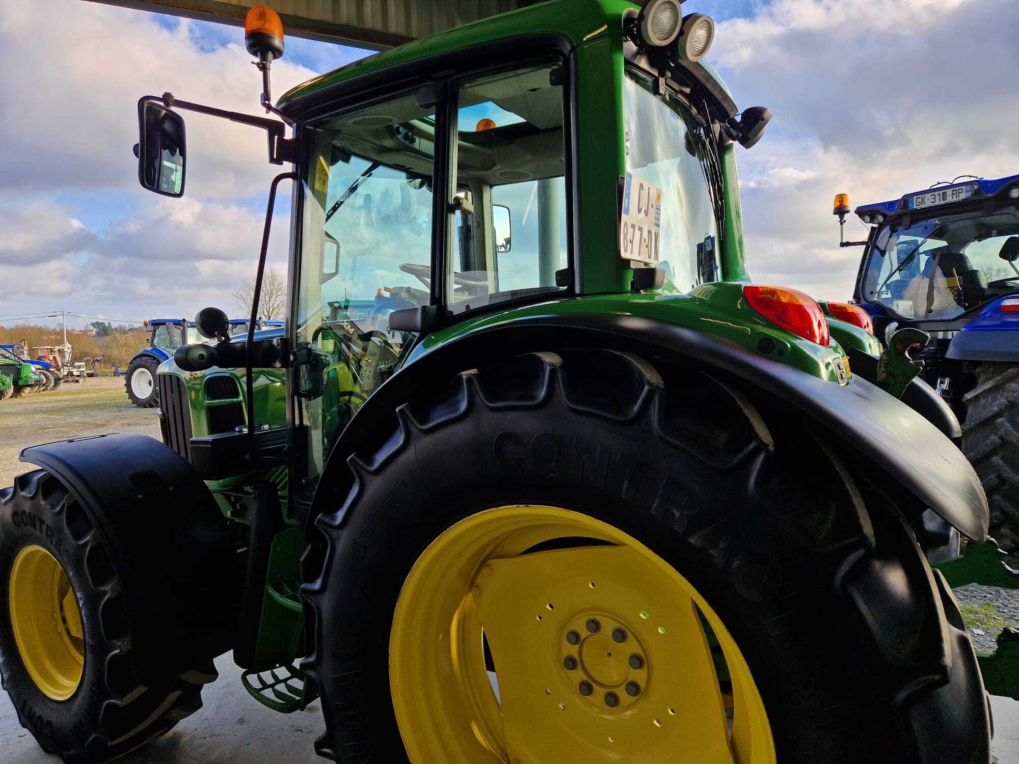 Agriplusjohn-deere-6330-premium-power-quad-H