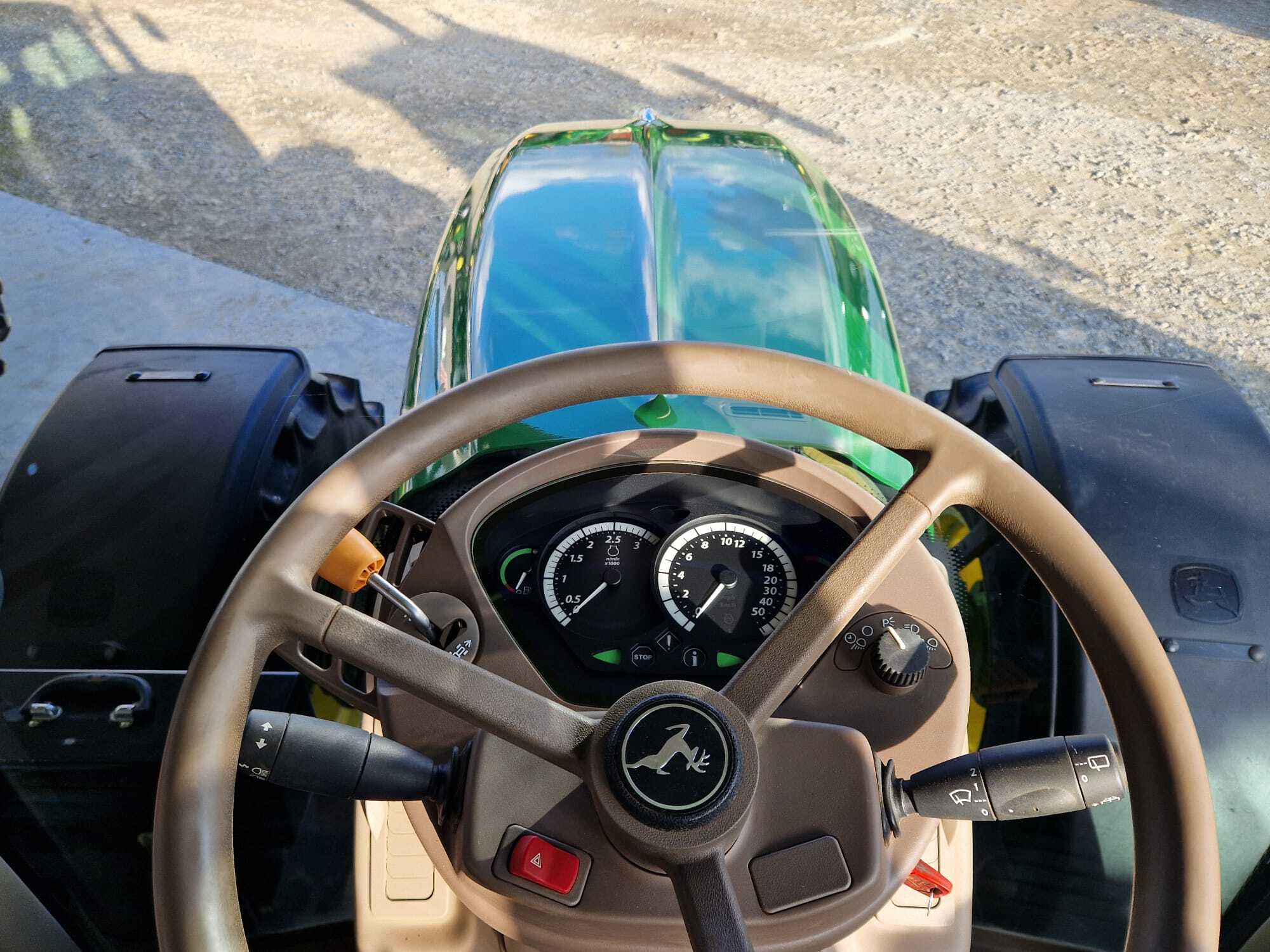 Agriplusjohn-deere-6330-premium-power-quad-P