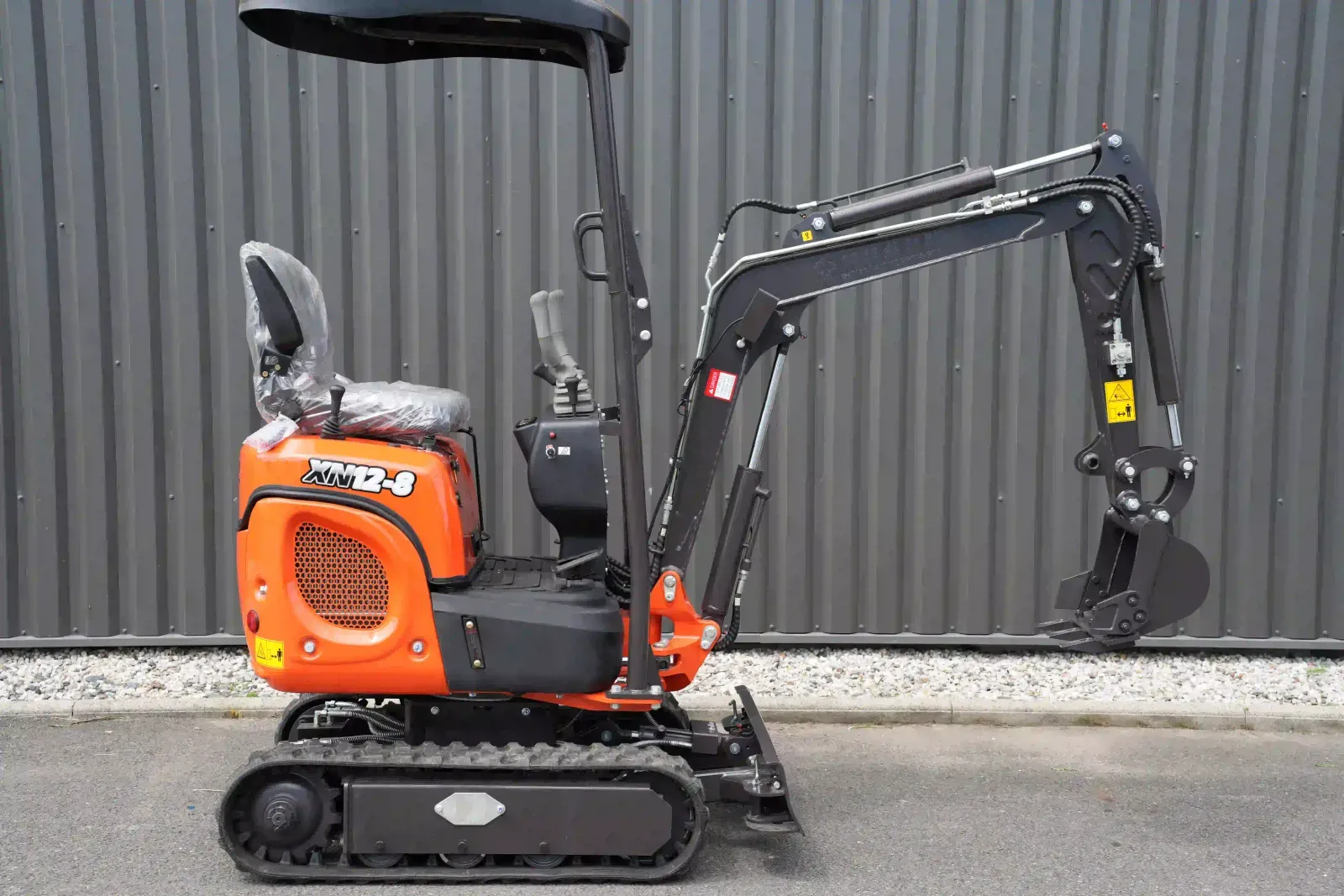 XN-12 Minibagger 1.000 kg mit Kubota D722
