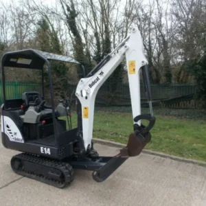 Bobcat E14, 1,5 t + 2,6-t-Anhänger 2013