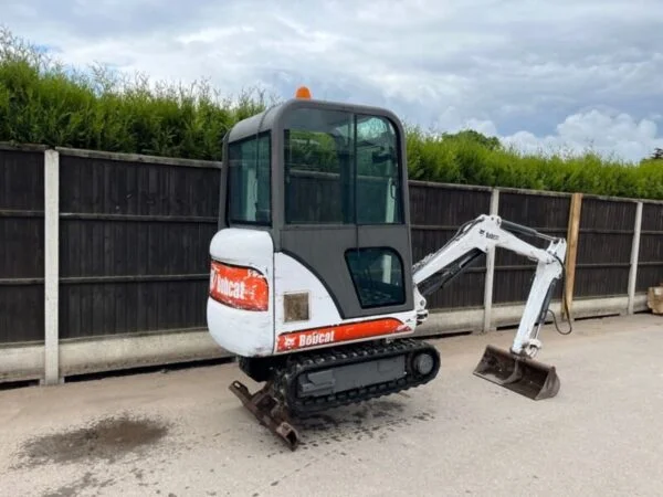 Y76EGUK
